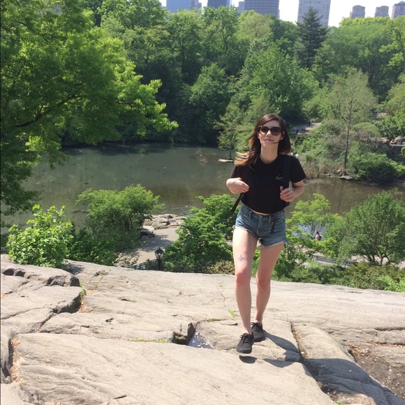 Meet your Posher, Jillian - Picture 4 of 7